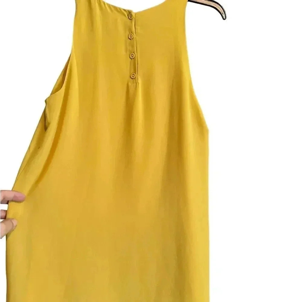 Gorgeous, yellow Sleeveless, a Chiffon top - Picture 4 of 5